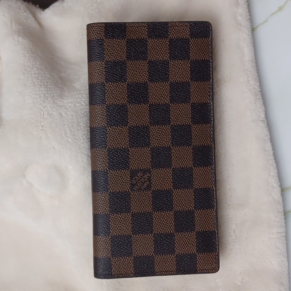 Louis vuitton Daniel portefeville very cute is good condicion